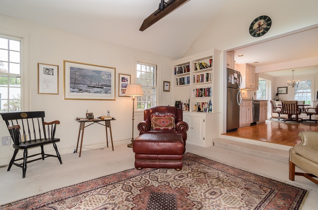 71 Standish Road Wellesley, MA 02481 - Photo 17 of 26