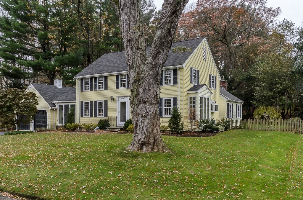 71 Standish Road Wellesley, MA 02481 - Photo 23 of 26