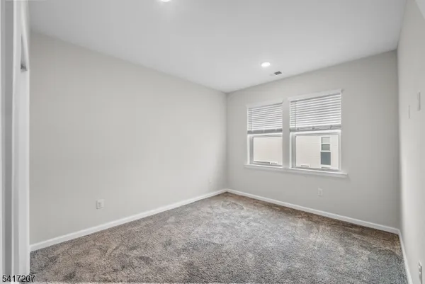 $4,275 | 8 Jessica Lane, Unit 203, Union, NJ 07083