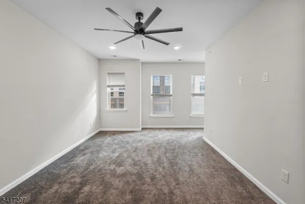 $4,275 | 8 Jessica Lane, Unit 203, Union, NJ 07083