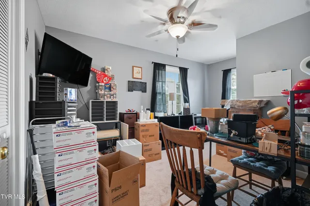 $450,000 | 405 Oakmont Drive, Kingsport, TN 37663