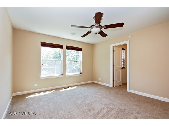 287 Hickory Road Lake Zurich, IL 60047 - Photo 16 of 25