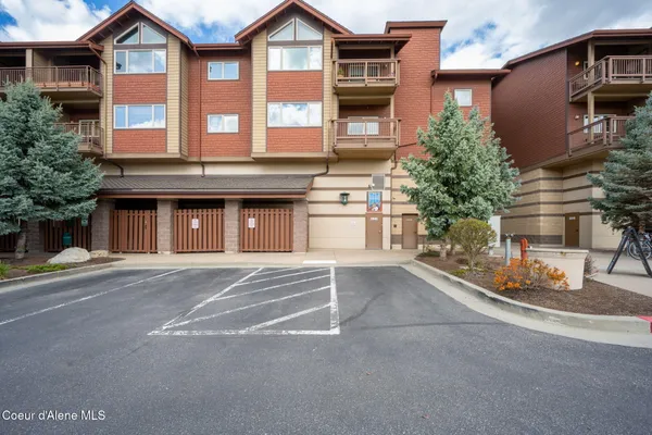 $475,000 | 2050 North Main Street, Unit 207, Coeur D'Alene, ID 83814