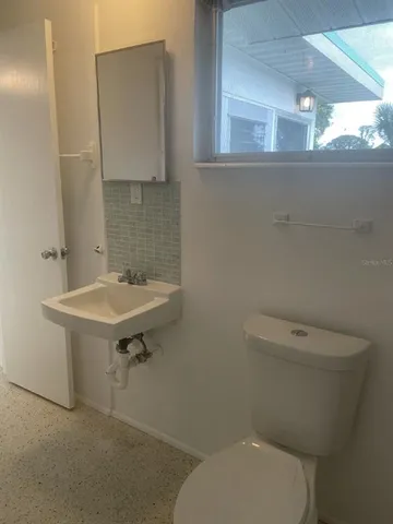 $1,600 | 2027 Georgia Avenue, Englewood, FL 34224