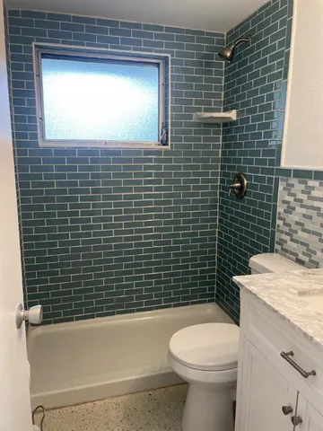 $1,600 | 2027 Georgia Avenue, Englewood, FL 34224