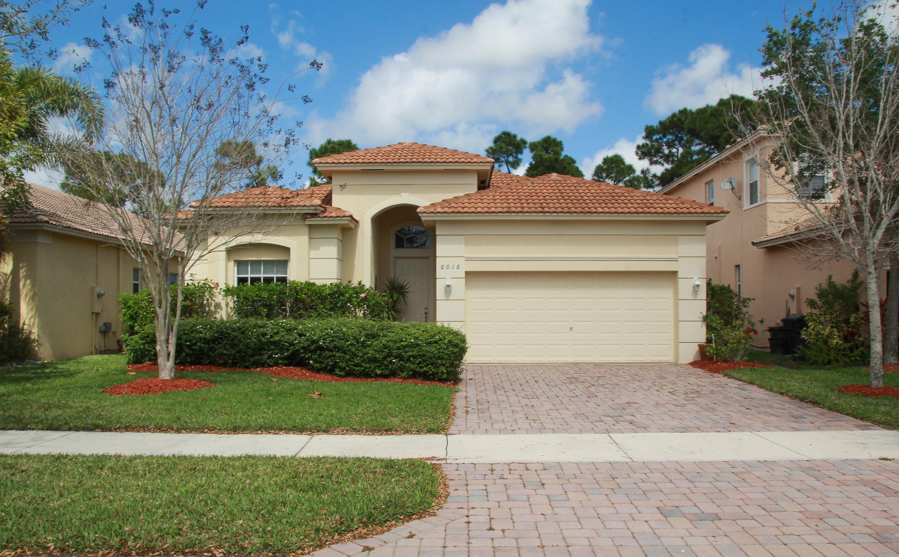 6016 Spring Lake Terrace Fort Pierce, FL 34951 - Photo 2 of 19 Front 2.jpg