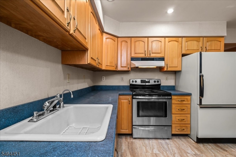 222 Ridge Road West Milford, NJ 07480 - Photo 19 of 41 Gallery Image 19