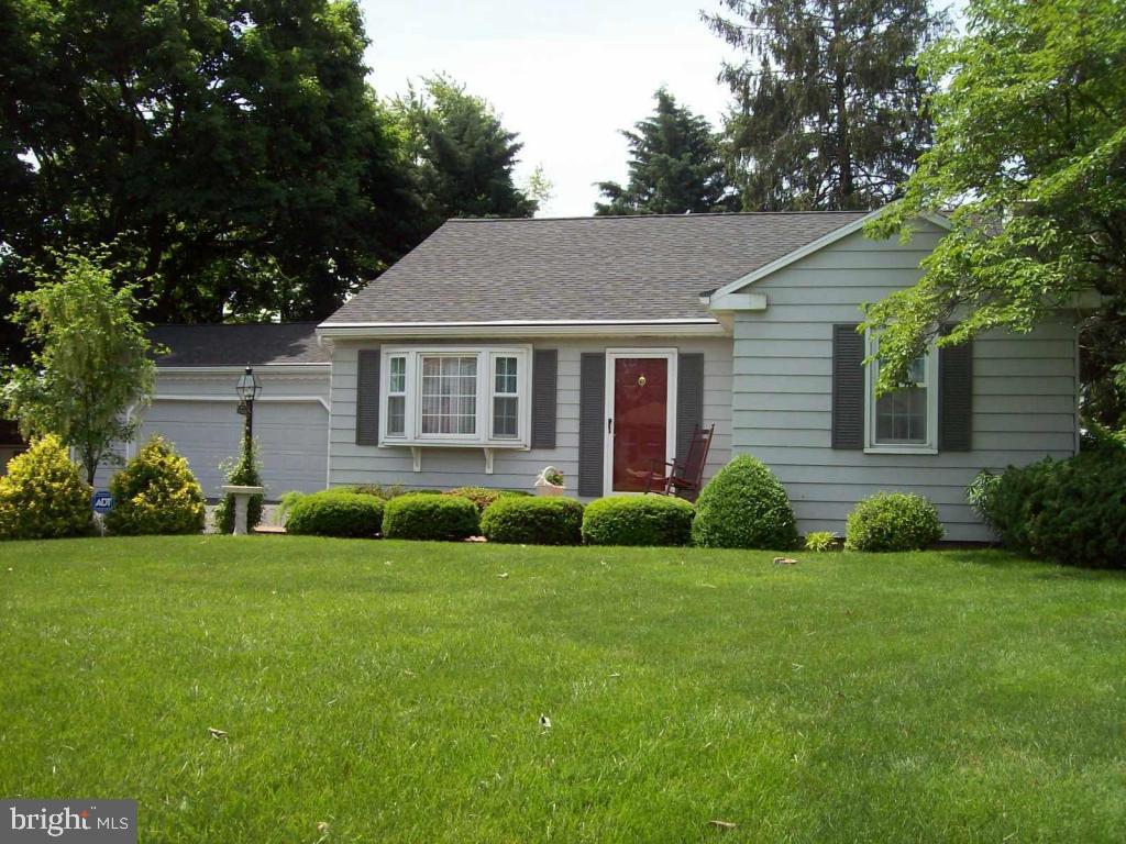 1284 Graystone Road Manheim, PA 17545 - Photo 1 of 24