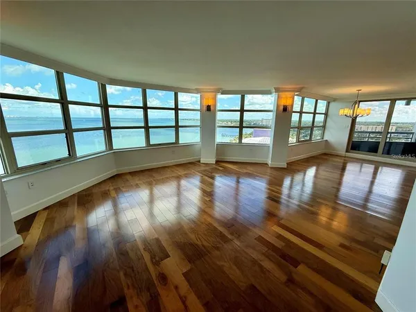 $7,000 | 988 Boulevard Of The Arts, Unit 1617, Sarasota, FL 34236