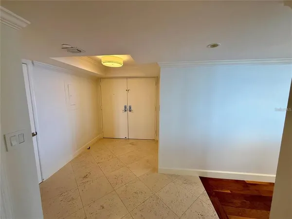 $7,000 | 988 Boulevard Of The Arts, Unit 1617, Sarasota, FL 34236