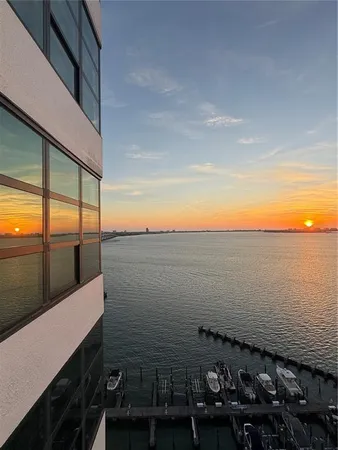 $7,000 | 988 Boulevard Of The Arts, Unit 1617, Sarasota, FL 34236