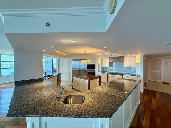 $7,000 | 988 Boulevard Of The Arts, Unit 1617, Sarasota, FL 34236