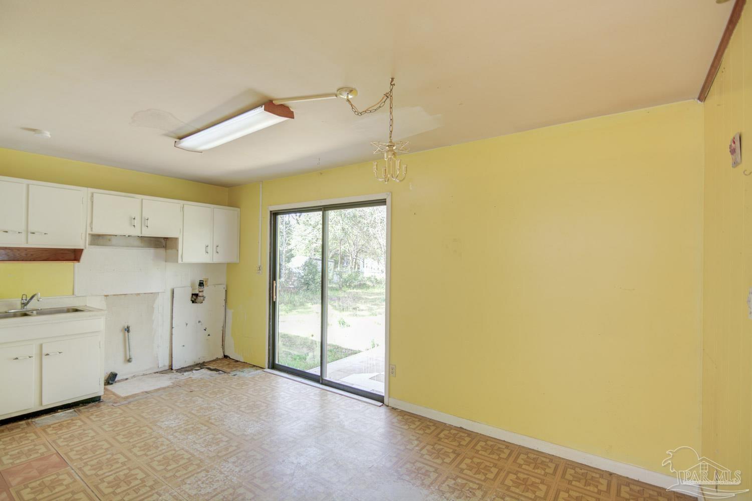 7204 Sachem Road Pensacola, FL 32506 - Photo 12 of 23 Gallery Image 12