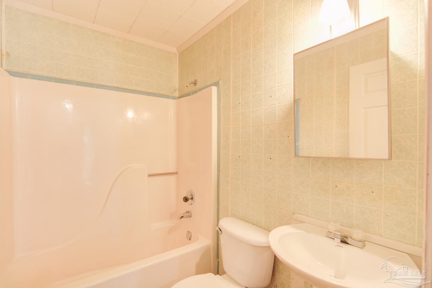 7204 Sachem Road Pensacola, FL 32506 - Photo 18 of 23 Gallery Image 18