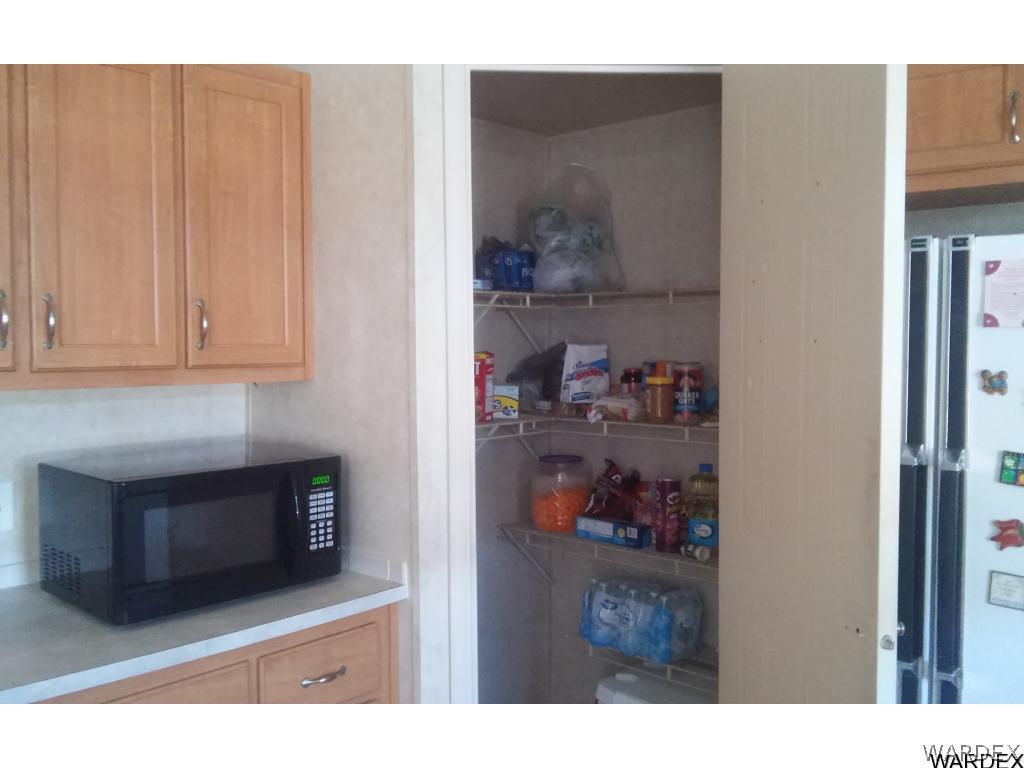 3375 West Carmichael Road Golden Valley, AZ 86413 - Photo 7 of 15