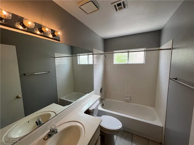 $1,610 | 1718 Comstock Drive, Henderson, NV 89014