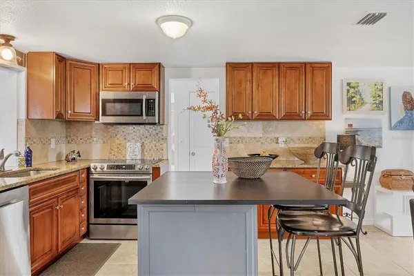 $380,000 | 1222 Pinebrook Way, Venice, FL 34285