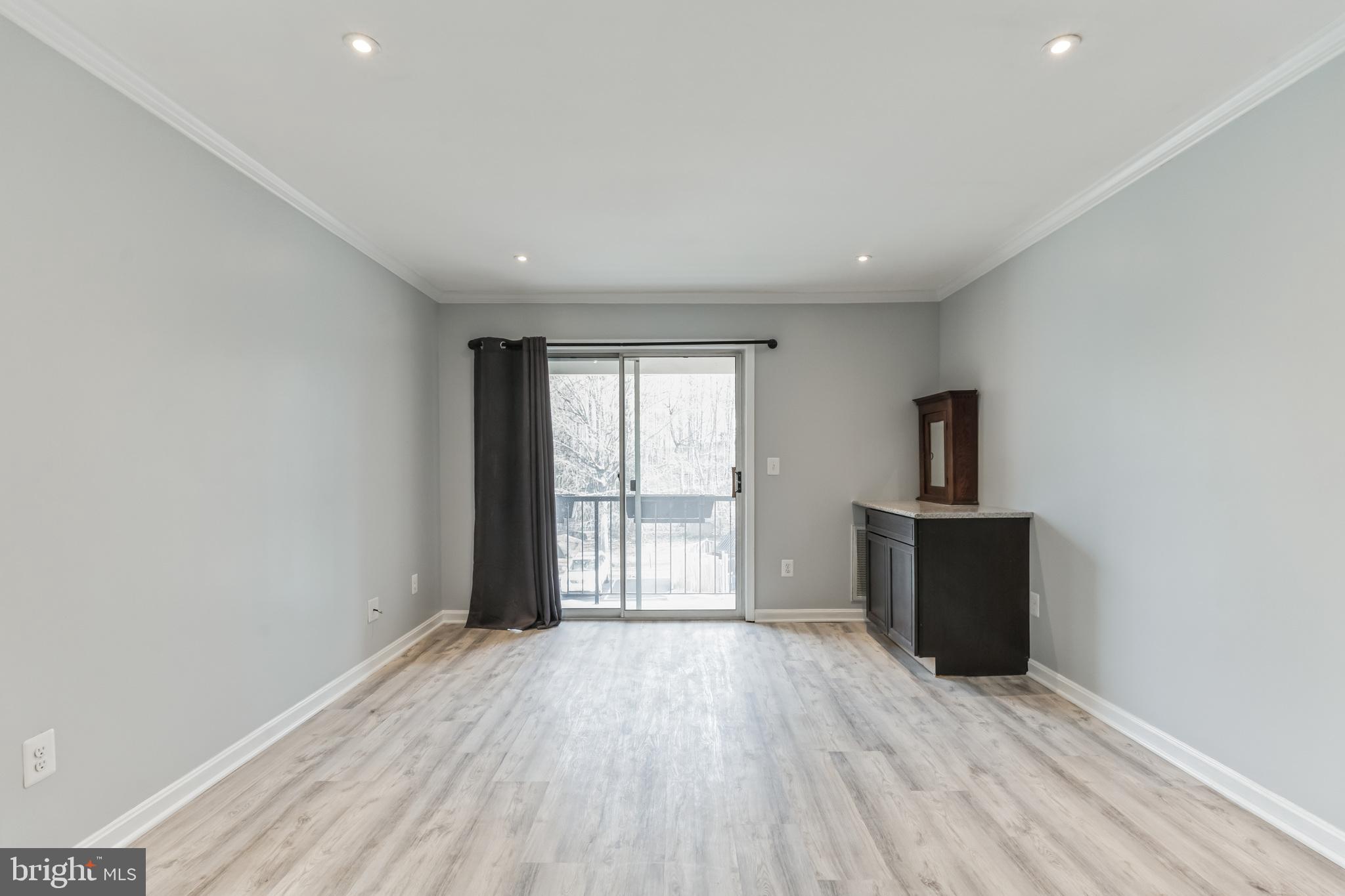 14903 Rydell Road, Unit 304 Centreville, VA 20121 - Photo 7 of 15