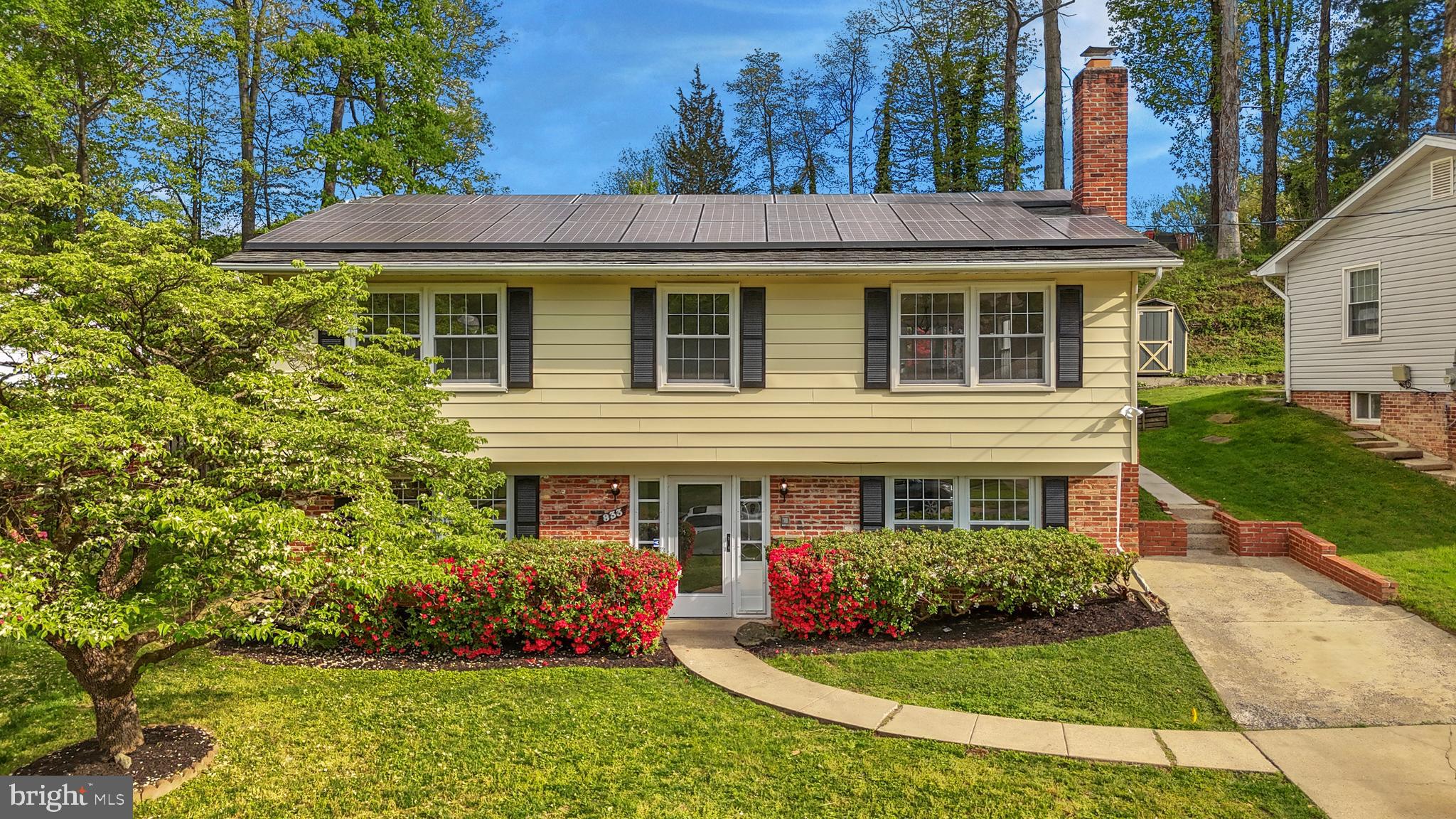 833 Loxford Terrace Silver Spring, MD 20901 - Photo 2 of 52 Welcome Home to 833 Loxford Terrace!!