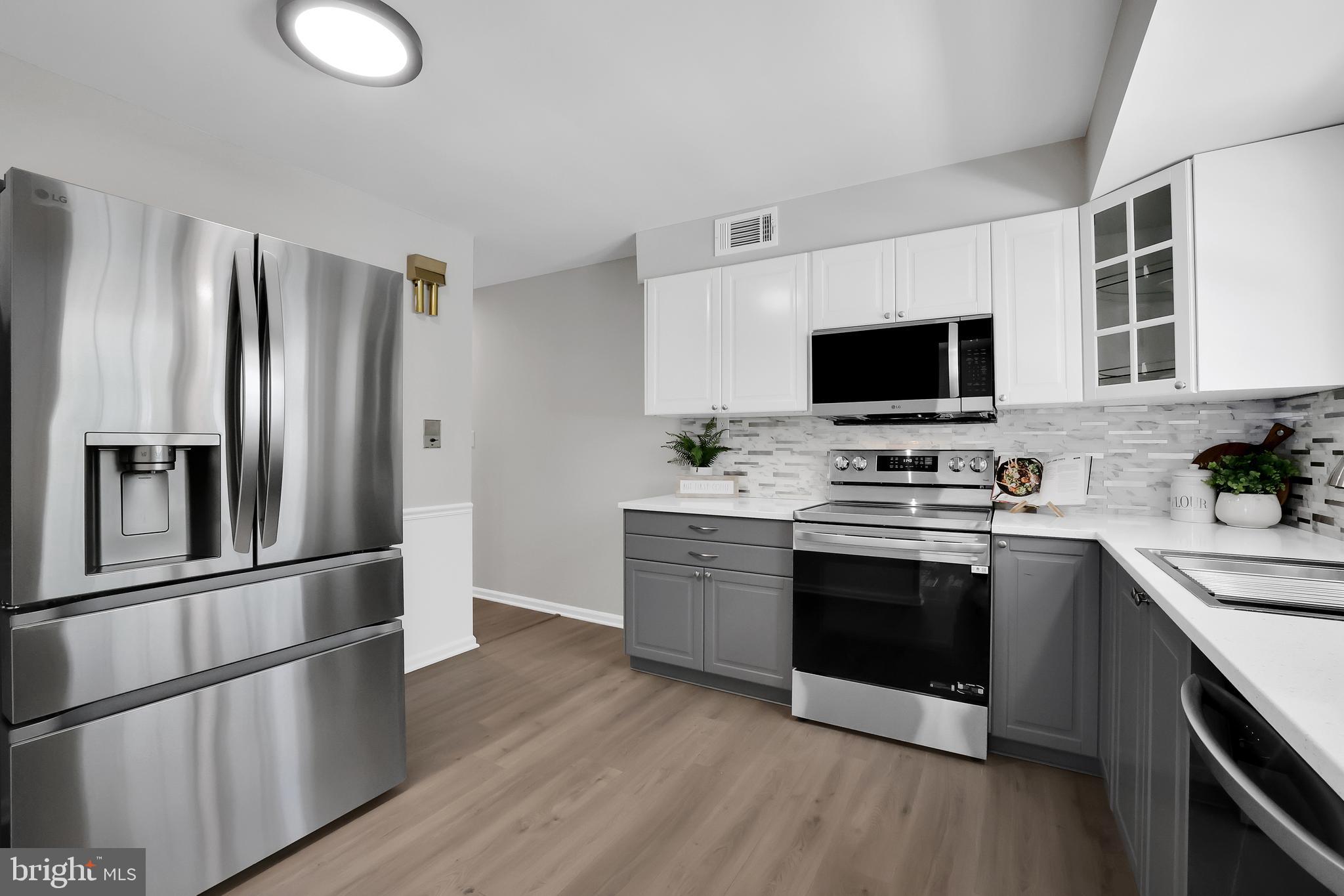833 Loxford Terrace Silver Spring, MD 20901 - Photo 7 of 52