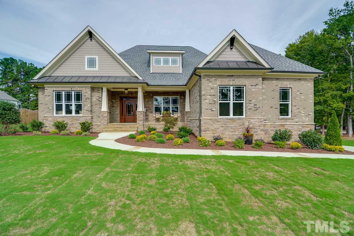 7101 Mary Dee Court, Unit 4 Raleigh, NC 27613 - Photo 1 of 25