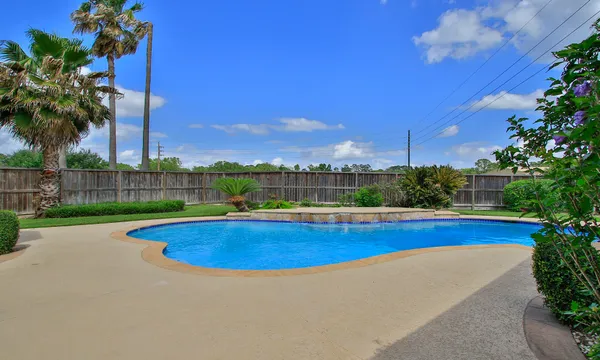 $585,000 | 5803 Desert Oak Way, Spring, TX 77379