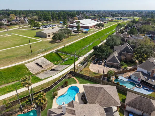 $585,000 | 5803 Desert Oak Way, Spring, TX 77379