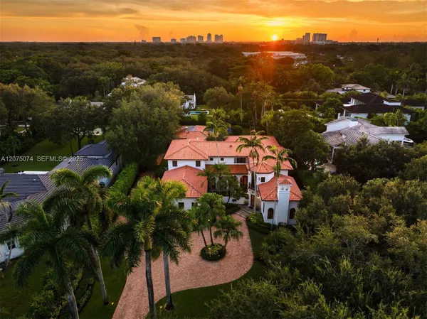 $5,750,000 | 8800 Southwest 57th Avenue, Pinecrest, FL 33156