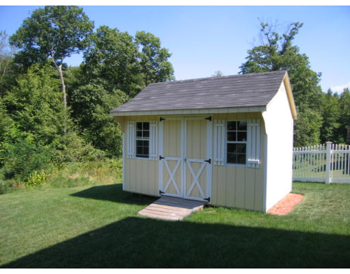 627 Marston Road Northbridge, MA 01588 - Photo 17 of 18