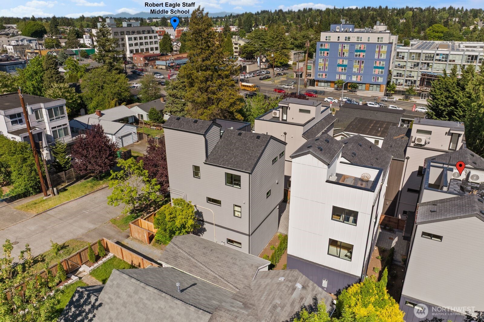 933 North 87th Street Seattle, WA 98103 - Photo 34 of 38