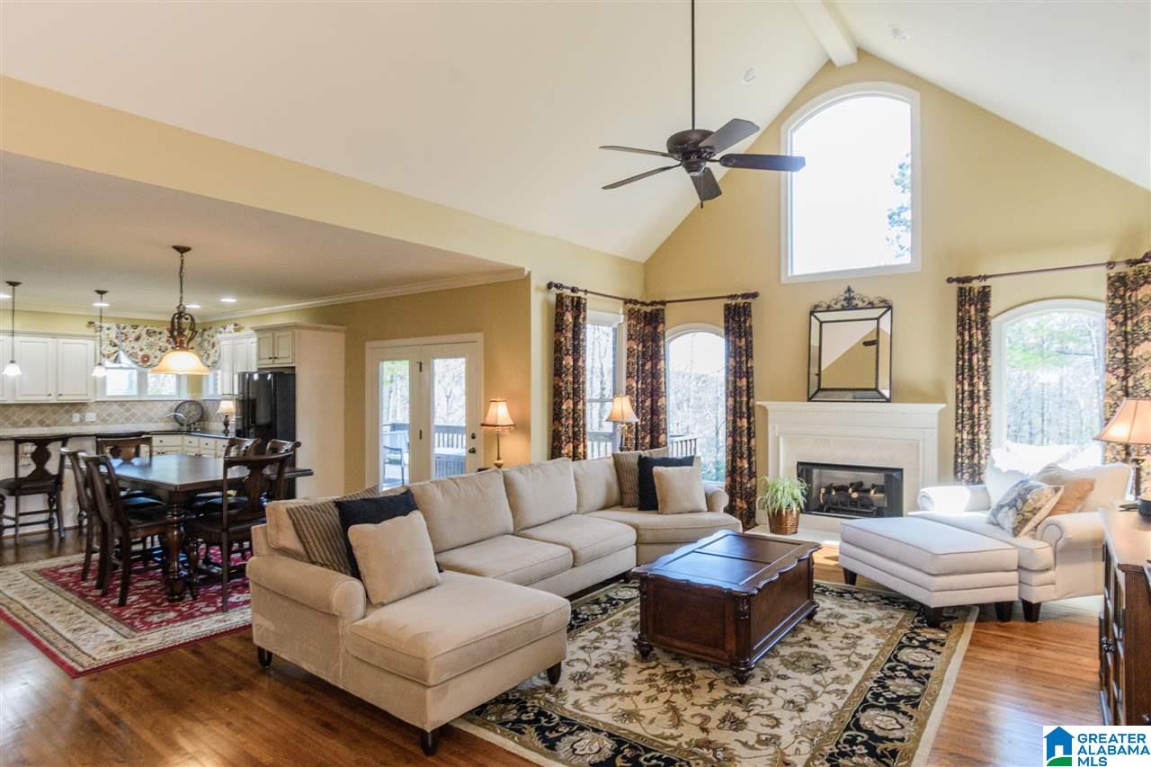 927 Timberline Circle Calera, AL 35040 - Photo 2 of 48