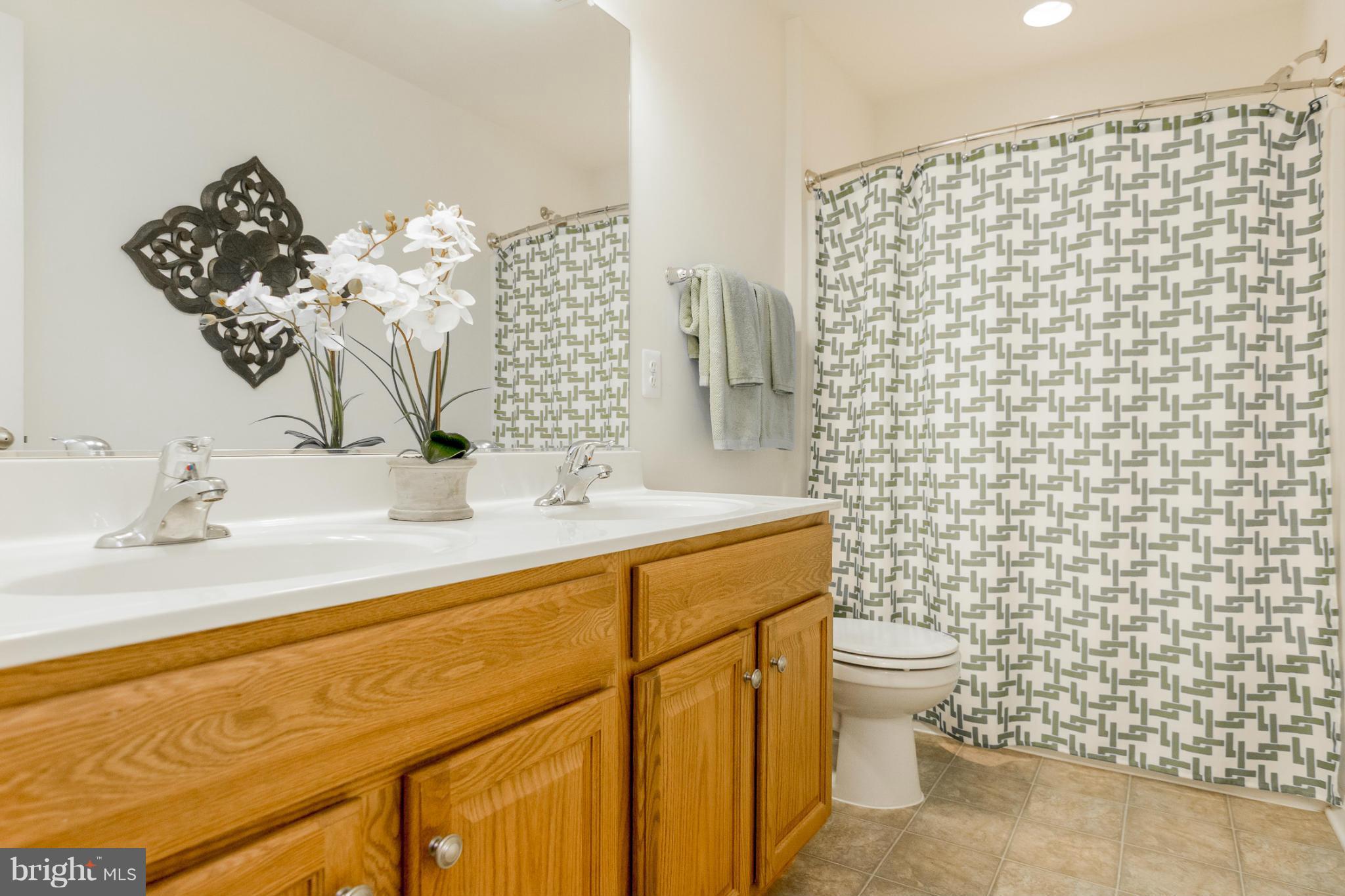 219 Windom Way Frederick, MD 21702 - Photo 20 of 24 Bath