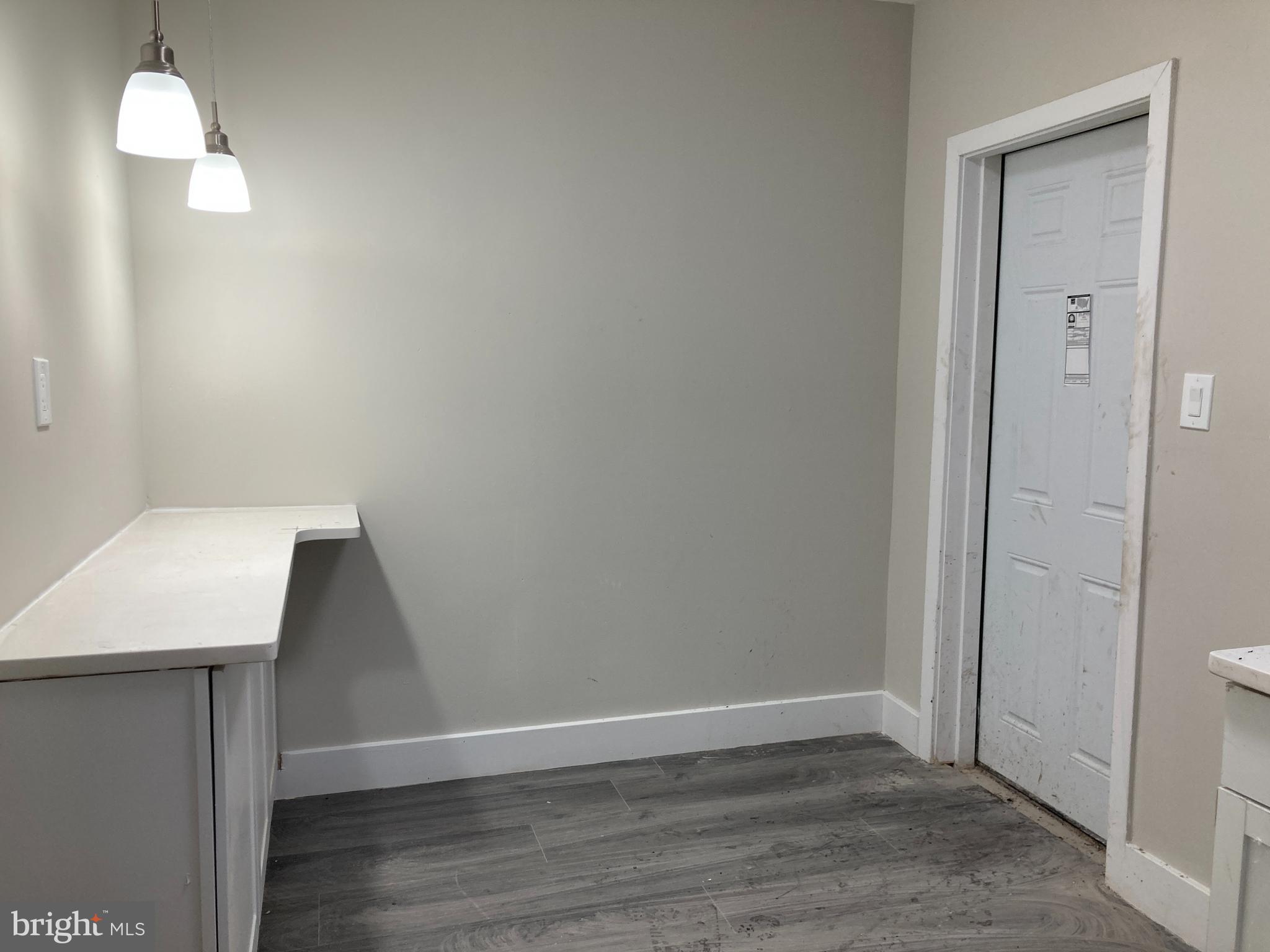 1343 South Hollywood Street Philadelphia, PA 19146 - Photo 7 of 29 Gallery Image 7