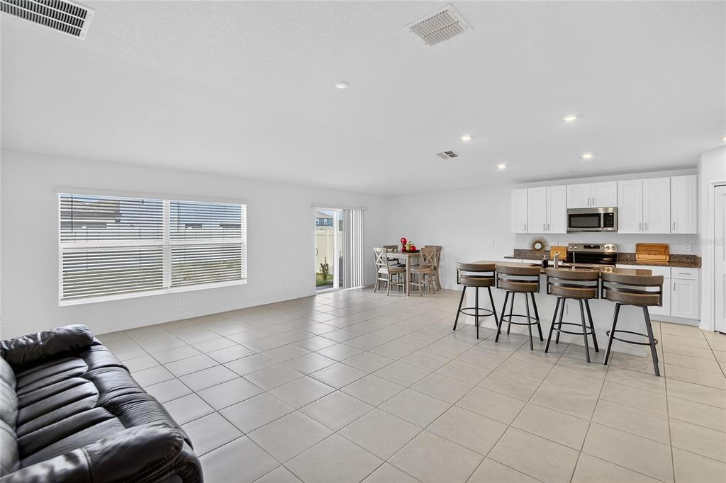 13084 Garnet Raspberry Avenue Wimauma, FL 33598 - Photo 8 of 20