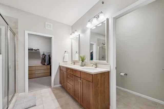 $525,000 | 17820 Valley Cove Court, Deephaven, MN 55391