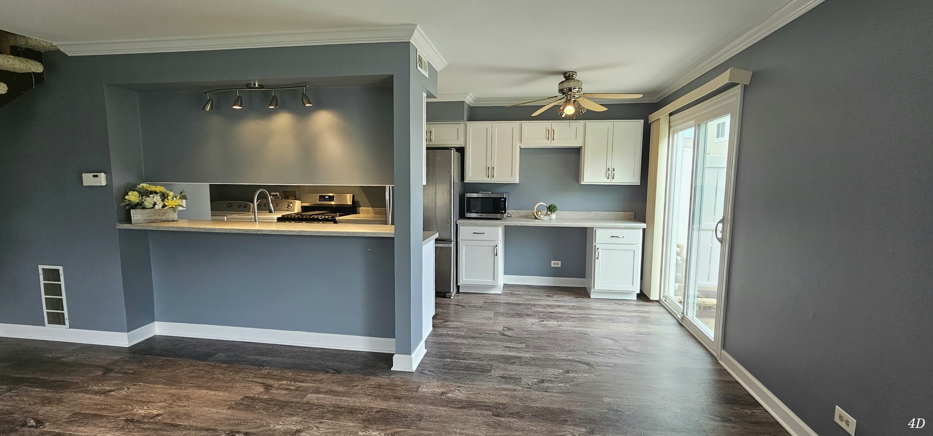 1497 Cornell Court Hoffman Estates, IL 60169 - Photo 5 of 30 a view of a kitchen with a sink