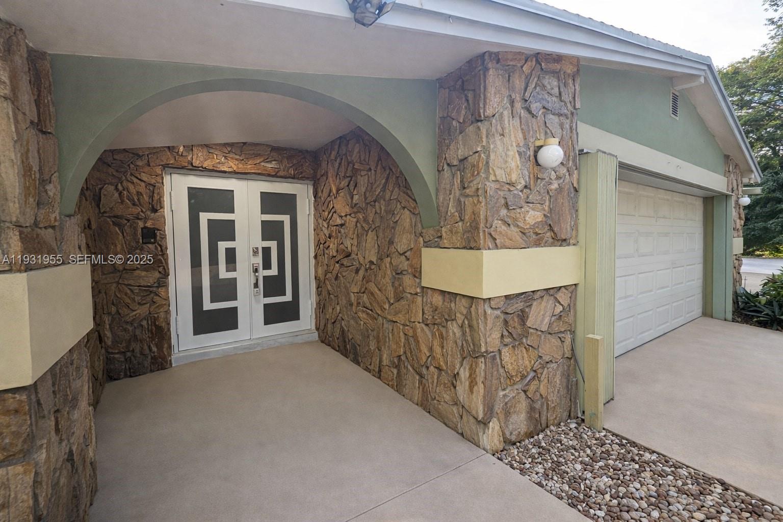 Davie Davie, FL 33314 - Photo 9 of 44