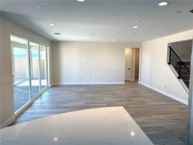 $944,950 | 8826 Spencer Garrett Street, Las Vegas, NV 89113