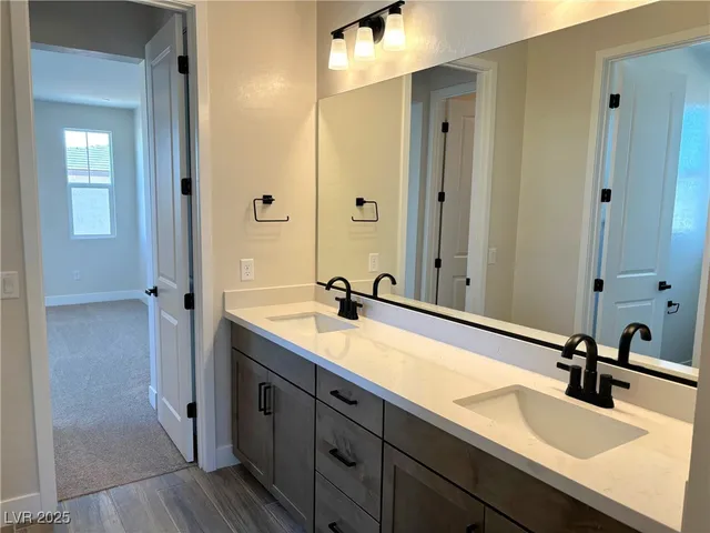 $944,950 | 8826 Spencer Garrett Street, Las Vegas, NV 89113