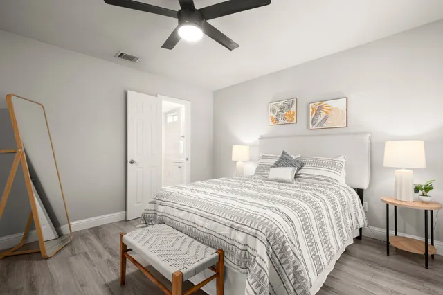 $239,900 | 918 West 3rd Street, Taylor, TX 76574