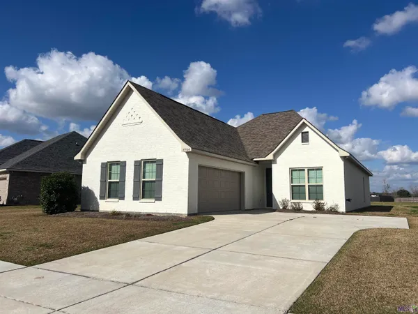 $2,350 | 39106 Harrier Street, Prairieville, LA 70769