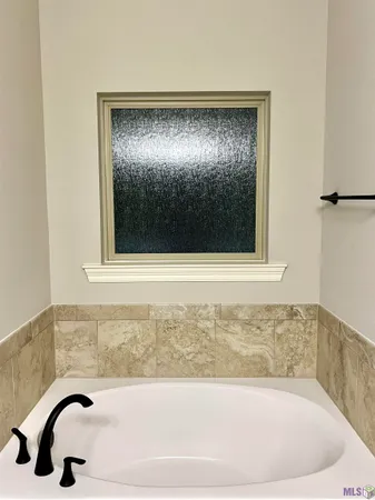 $2,350 | 39106 Harrier Street, Prairieville, LA 70769