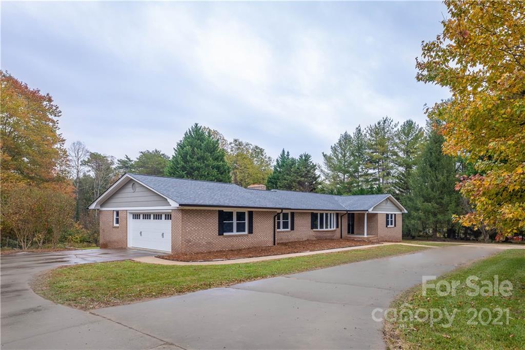 205 Conley Road Morganton, NC 28655 - Photo 2 of 28 Gallery Image 2