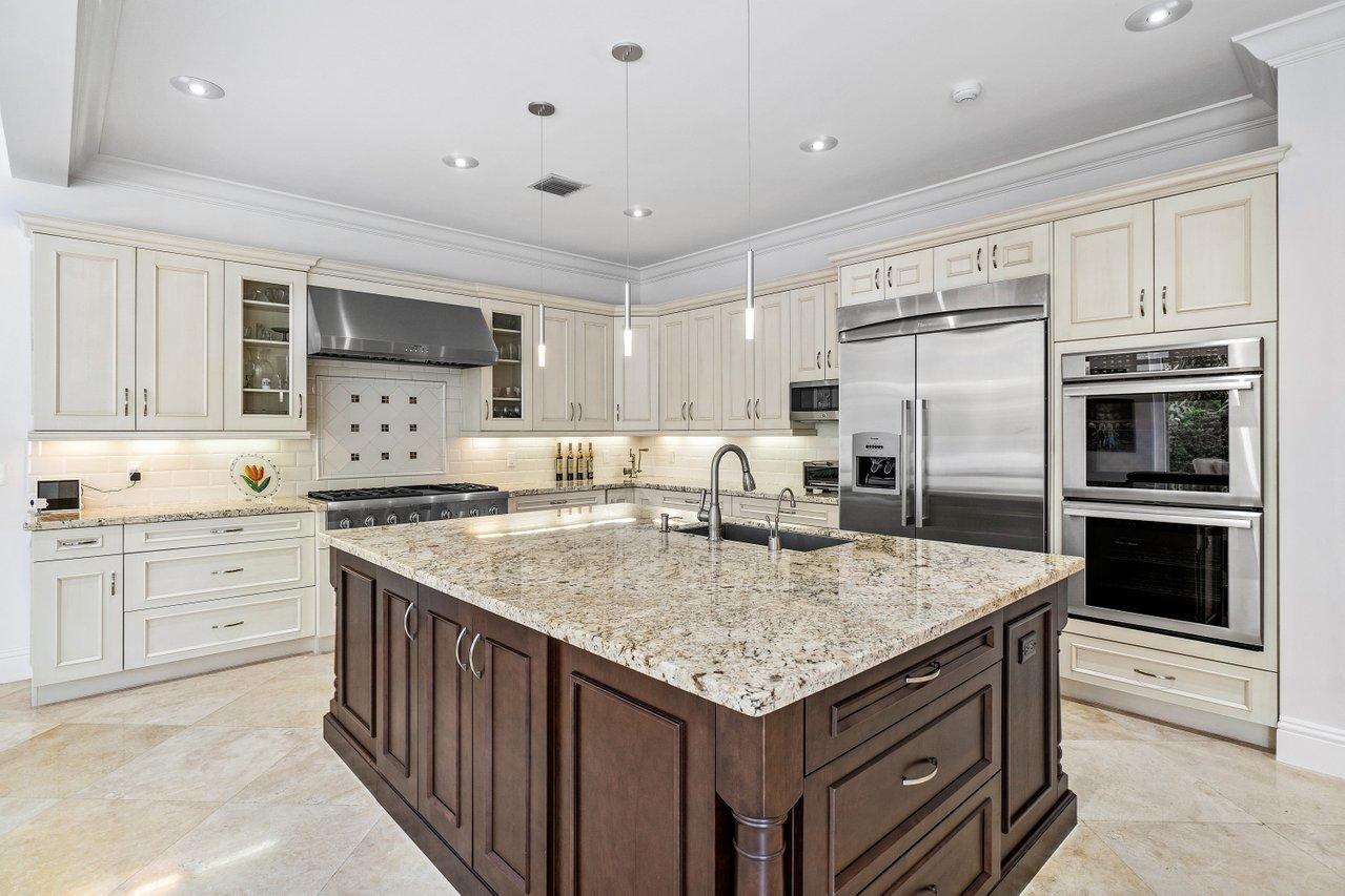 475 Cardinal Avenue Boca Raton, FL 33486 - Photo 20 of 62 Large island, open kitchen