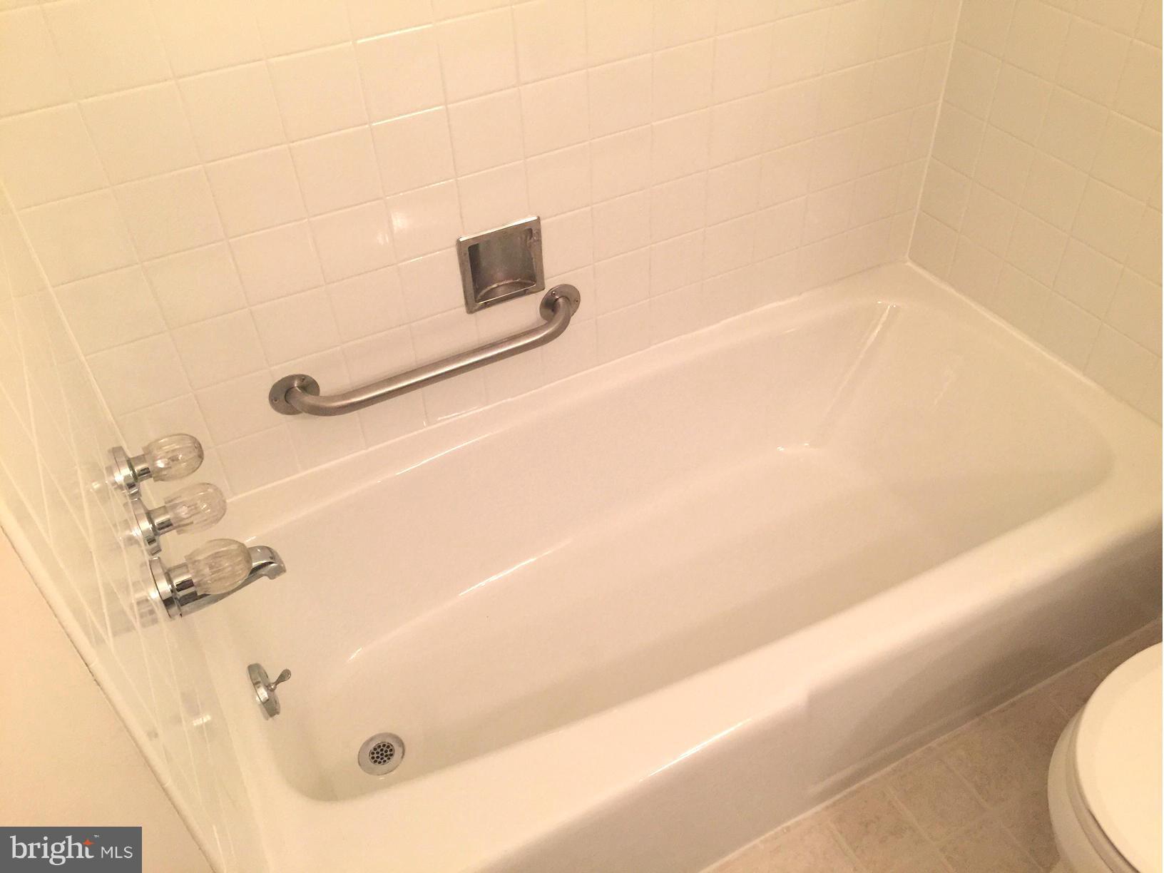1705 Hopefield Road Silver Spring, MD 20905 - Photo 15 of 21 Bath