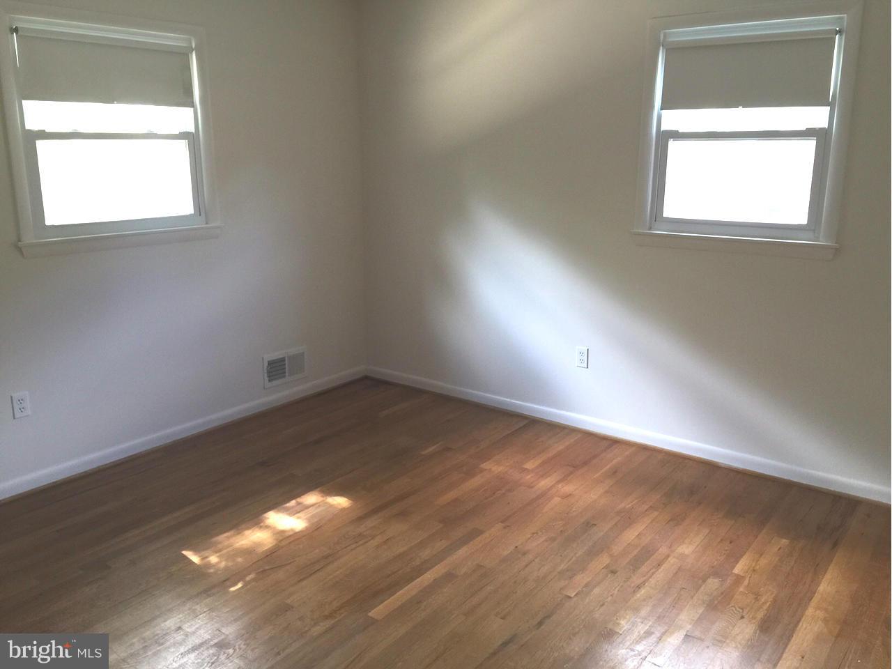 1705 Hopefield Road Silver Spring, MD 20905 - Photo 16 of 21 Bedroom