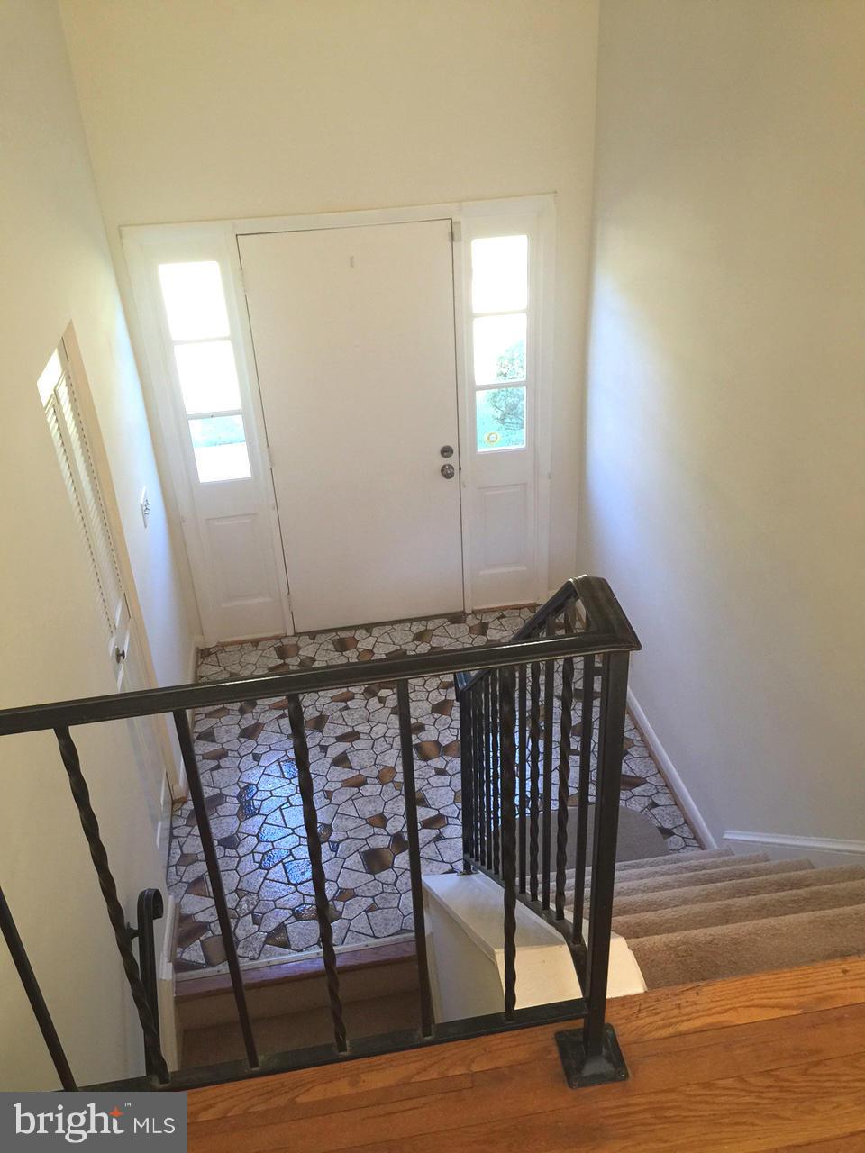 1705 Hopefield Road Silver Spring, MD 20905 - Photo 5 of 21 Interior (General)