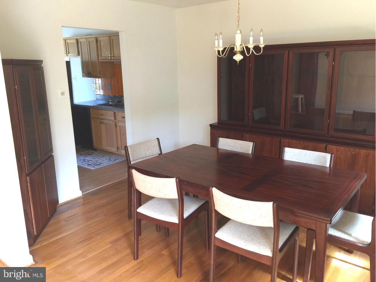 1705 Hopefield Road Silver Spring, MD 20905 - Photo 10 of 21 Dining Room
