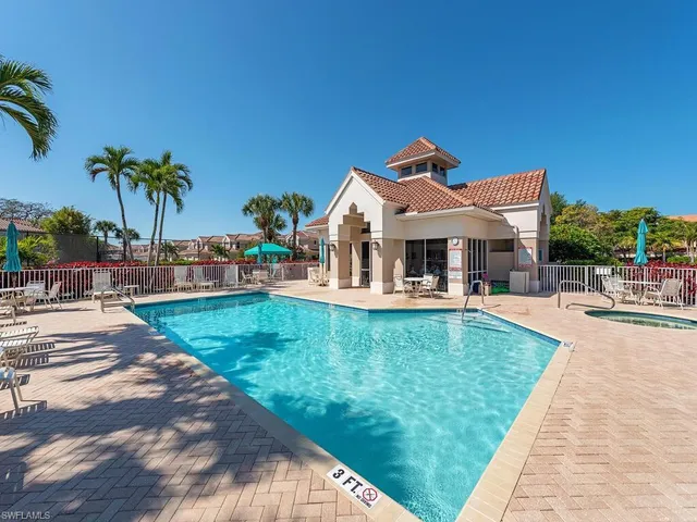 $674,900 | 3572 Windjammer Circle, Unit 1404, Naples, FL 34112
