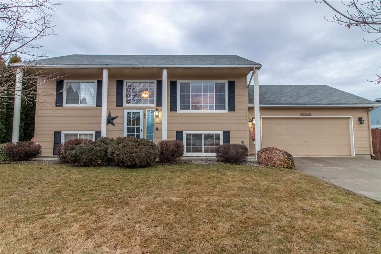 1304 South Glenn Road Spokane Valley, WA 99206 - Photo 1 of 20 Gallery Image 1